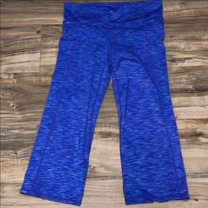 ATHLETA Blue Pin Stripe Crop Split Calf Leggings M